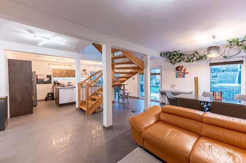 Foto - Haus zum Kaufen in Haiterbach 659.000,00 € 190.71 m²