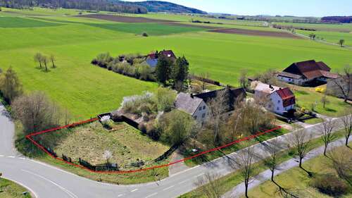 Foto - Haus zum Kaufen in Mühlhausen 212.000,00 € 349 m²