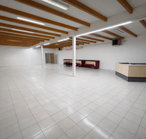 Halle in Seehausen 1.195,00 € 405 m²