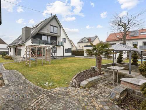 Foto - Haus zum Kaufen in Königsbrunn 1.448.000,00 € 259.65 m²