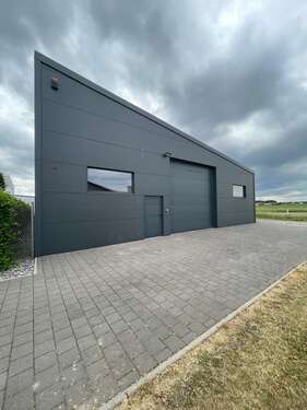 Foto - Halle in Hemau 1.300,00 € 340 m²
