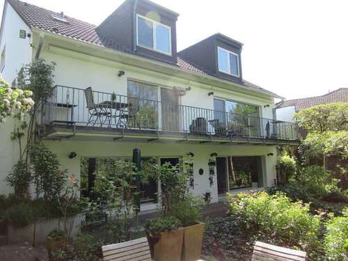 Foto - Haus zum Kaufen in Düsseldorf 1.800.000,00 € 322 m²