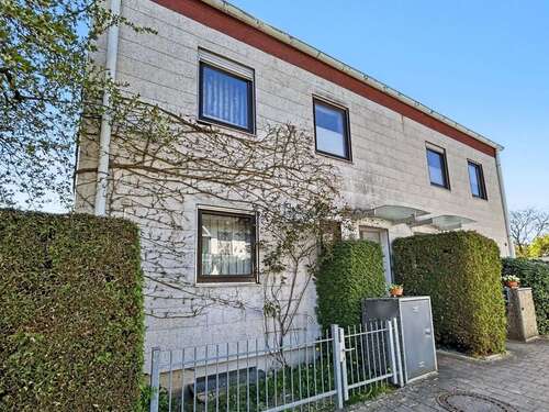 Foto - Haus zum Kaufen in Weiden in der Oberpfalz 249.000,00 € 114.54 m²