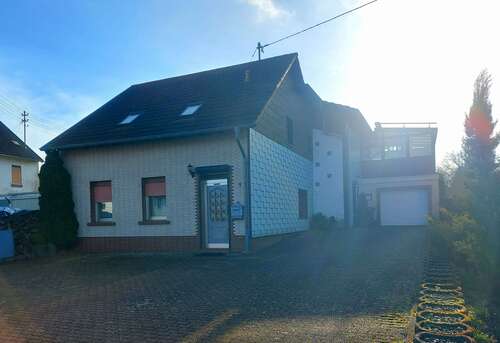 Foto - Haus zum Kaufen in Überherrn 198.000,00 € 180 m²