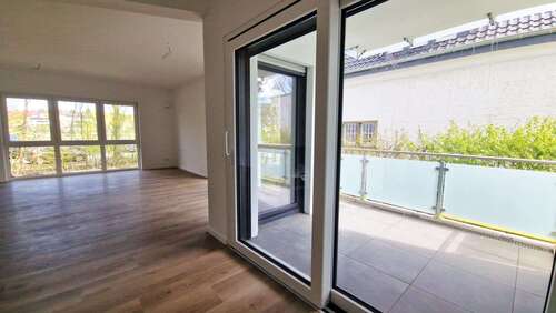 Foto - Wohnung zum Mieten in Lage 875,00 € 72.2 m²