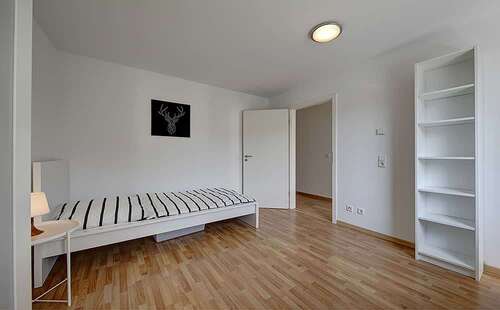 Foto - WG-Zimmer in Stuttgart 410,00 € 13 m²