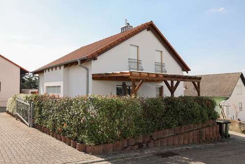 Foto - Haus zum Kaufen in Neulingen 399.000,00 € 112.93 m²