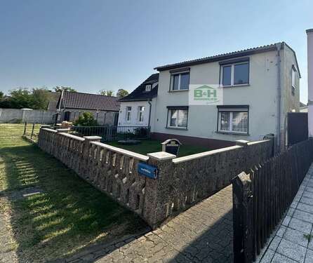 Foto - Haus zum Kaufen in Zörbig 65.000,00 € 126 m²