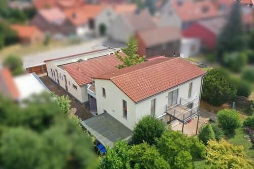 Foto - Haus zum Kaufen in Hessen 289.000,00 € 238 m²