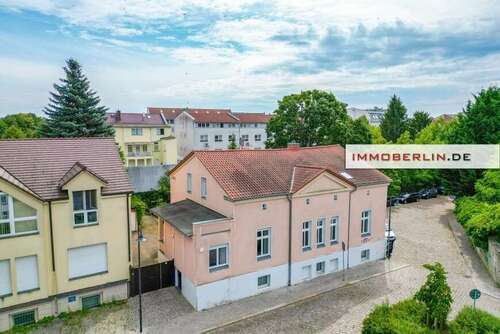 Foto - Haus zum Kaufen in FürstenwaldeSpree 690.000,00 € 292 m²