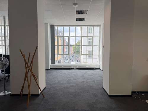 Foto - Büro in Köln 3.450,00 € 187 m² - 3.450,00&nbsp;EUR Kaltmiete, ca.&nbsp; 187,00&nbsp;m&sup2;