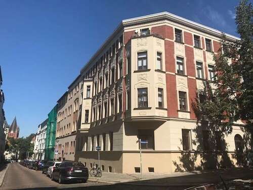 Foto - Wohnung zum Kaufen in Halle 198.000,00 € 77.95 m²