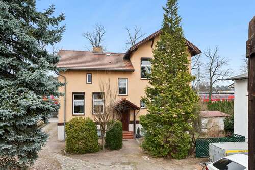 Foto - Haus zum Kaufen in Zeuthen 650.000,00 € 250 m²