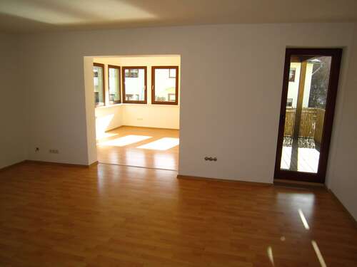 Foto - Wohnung zum Mieten in Niedernhausen-Engenhahn 950,00 € 90 m²
