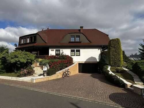 Foto - Haus zum Kaufen in Thallwitz 500.000,00 € 192.67 m²