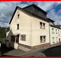 Haus zum Kaufen in Kyllburg 125.000,00 € 160 m²