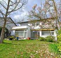 Haus zum Kaufen in Hennef-Zentrum 979.000,00 € 221 m²