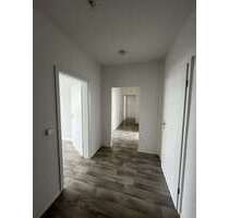 Wohnung zum Mieten in Chemnitz 299,07 € 46.01 m²