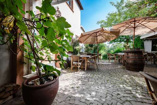 Foto - Haus zum Kaufen in Oestrich-Winkel 1.100.000,00 € 478 m²