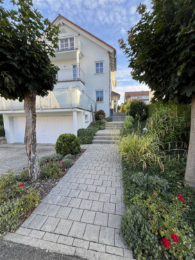 Foto - Haus zum Kaufen in Filderstadt 1.150.000,00 € 250 m²