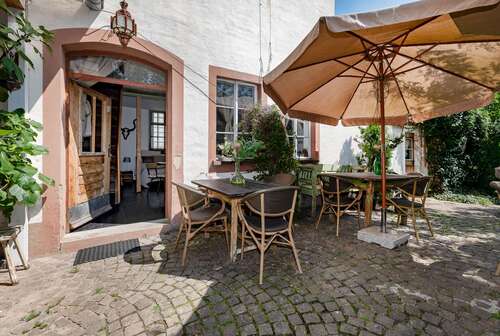 Foto - Haus zum Kaufen in Oestrich-Winkel 1.100.000,00 € 478 m²