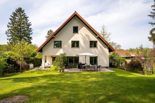 Foto - Haus zum Kaufen in PetershagenEggersdorf 990.000,00 € 342.2 m²