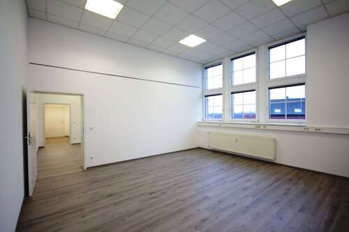 Foto - Büro in Essen 514,41 € 57 m² - 514,41&nbsp;EUR Kaltmiete, ca.&nbsp; 57,00&nbsp;m&sup2;