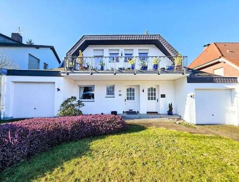 Foto - Haus zum Kaufen in Leverkusen 580.000,00 € 193 m²
