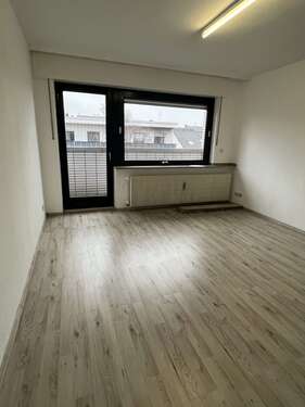 Foto - Wohnung zum Mieten in Oberhausen 495,00 € 67 m²
