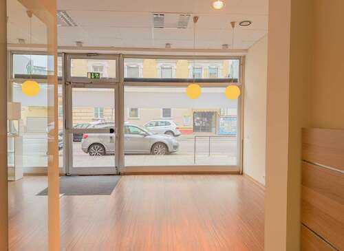 Foto - Einzelhandel in München 550.000,00 € 73.9 m²