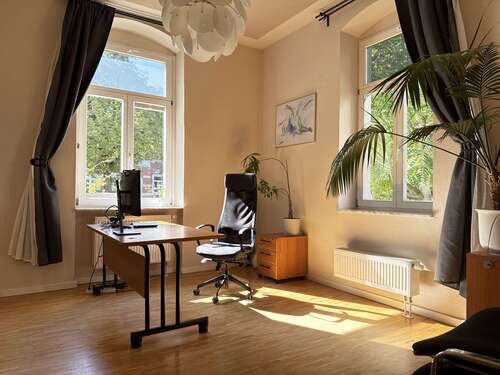 Foto - Büro in Dresden 550,00 € 29 m² - 550,00&nbsp;EUR Kaltmiete, ca.&nbsp; 29,00&nbsp;m&sup2;