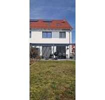 Haus zum Kaufen in Burgthann 720.000,00 € 181 m²