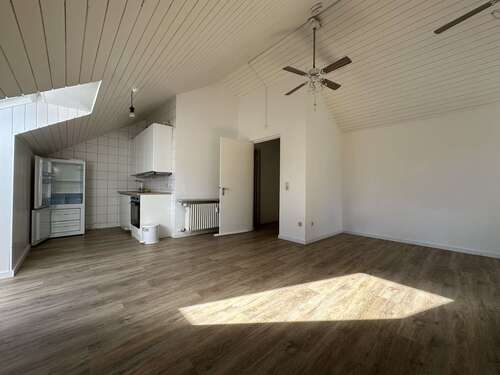 Foto - Wohnung zum Mieten in Stuttgart 530,00 € 35 m²