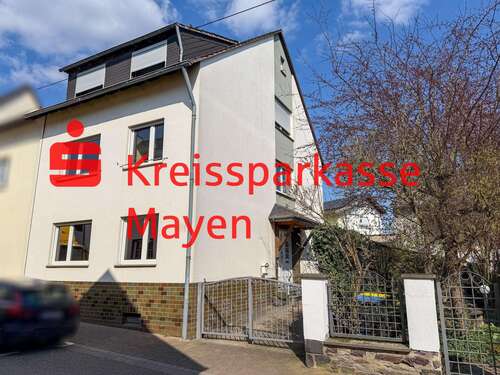 Foto - Haus zum Kaufen in Nickenich 275.000,00 € 160 m²