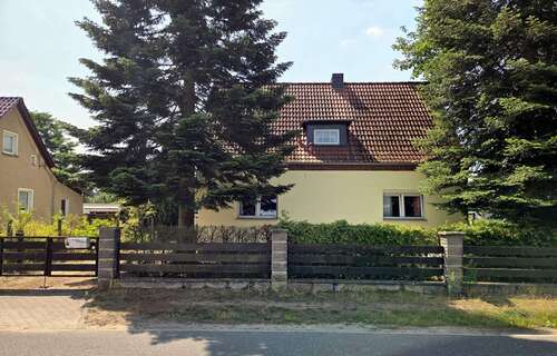 Foto - Haus zum Kaufen in Grünheide 420.000,00 € 195 m²