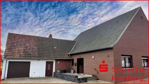 Foto - Haus zum Kaufen in Diepenau 149.800,00 € 190 m²