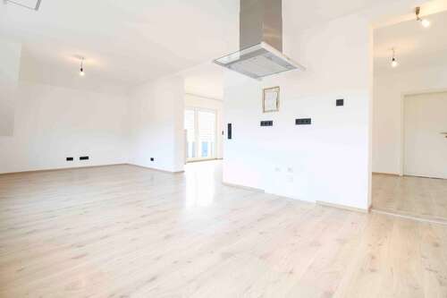 Foto - Wohnung zum Kaufen in Selters OT Eisenbach 249.000,00 € 175 m²