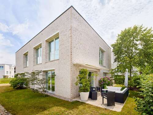 Foto - Haus zum Kaufen in Berlin 1.980.000,00 € 182 m²