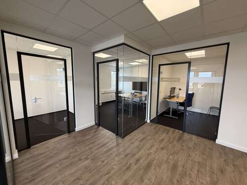 Foto - Büro in Norderstedt 2.916,00 € 270 m²