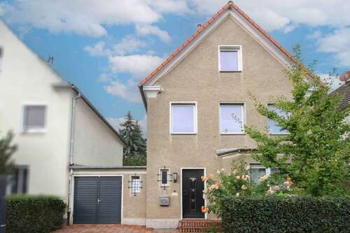 Foto - Haus zum Kaufen in Halle (Saale) 420.000,00 € 138.07 m²