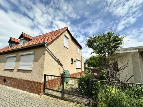 Foto - Haus zum Kaufen in Bernburg 79.500,00 € 100 m²