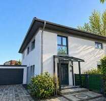 Haus zum Kaufen in Groß Glienicke 1.095.000,00 € 210 m²