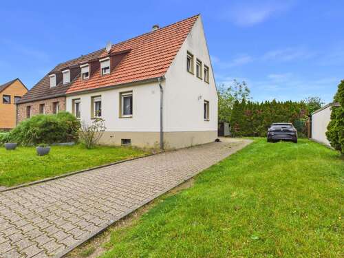 Foto - Haus zum Kaufen in Düren Lendersdorf 219.000,00 € 105.8 m²