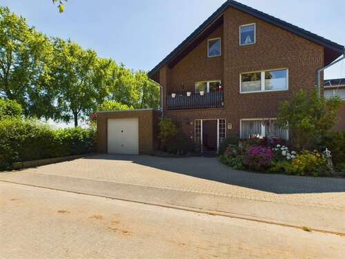 Foto - Haus zum Kaufen in Willich Anrath 1.349.000,00 € 625 m²