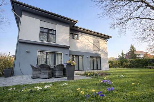 Foto - Haus zum Kaufen in Groß Glienicke 1.095.000,00 € 210 m²