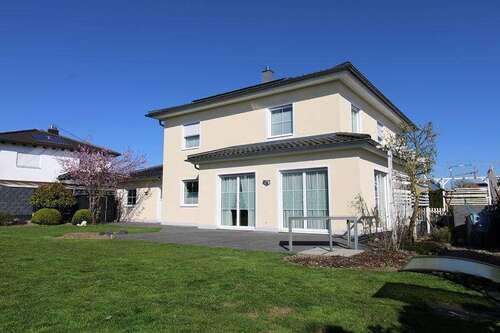 Foto - Haus zum Kaufen in Graben 920.000,00 € 166 m²