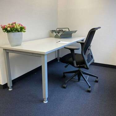 Foto - Büro in Köln 800,00 € 23 m² - 800,00 EUR Kaltmiete, ca.  23,00 m²