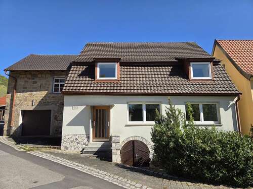 Foto - Haus zum Kaufen in Zeil 159.000,00 € 190 m²