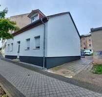 Haus zum Kaufen in Frankfurt 199.000,00 € 176 m²