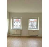 Wohnung zum Mieten in Gera 375,00 € 67.65 m²